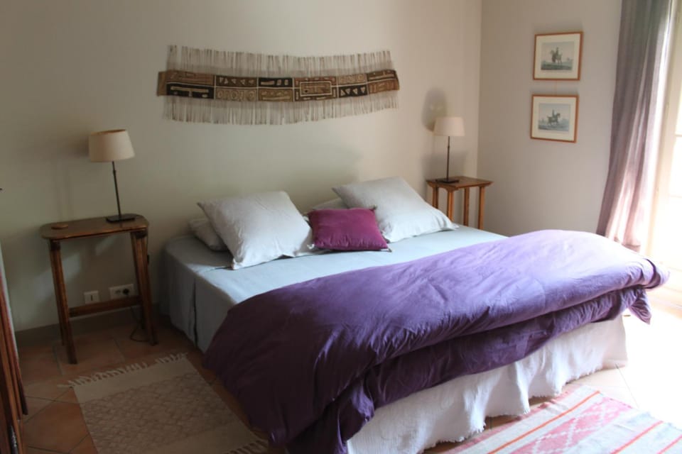 Bedroom, air conditioner