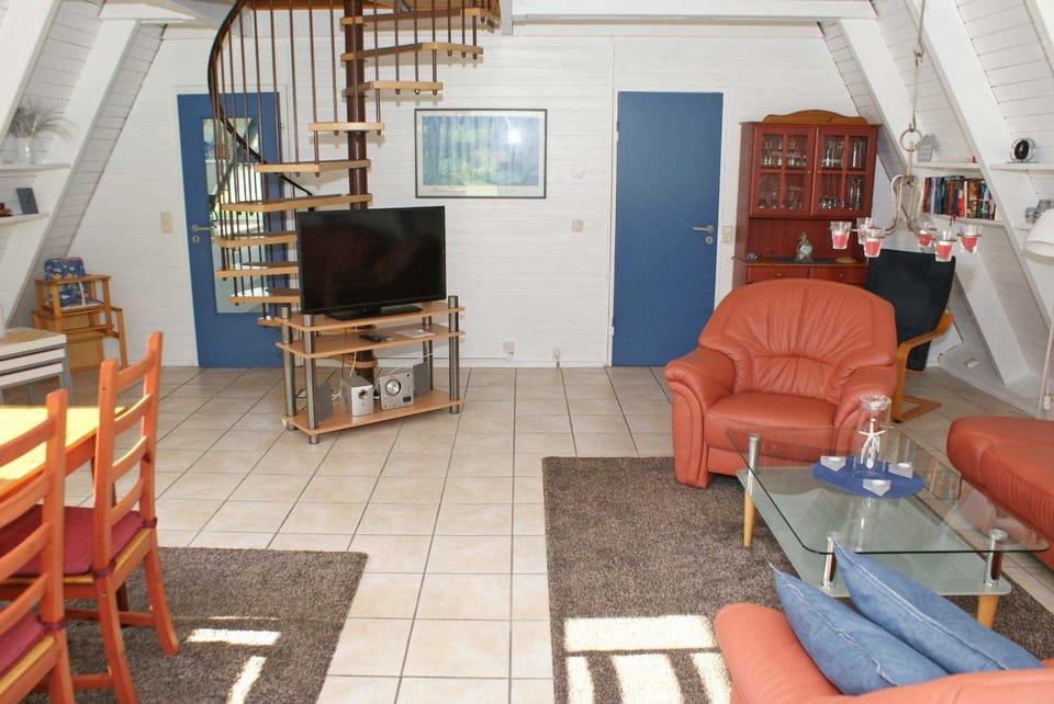 Zeltdachhaus mit WLan und Zaun House in Damp