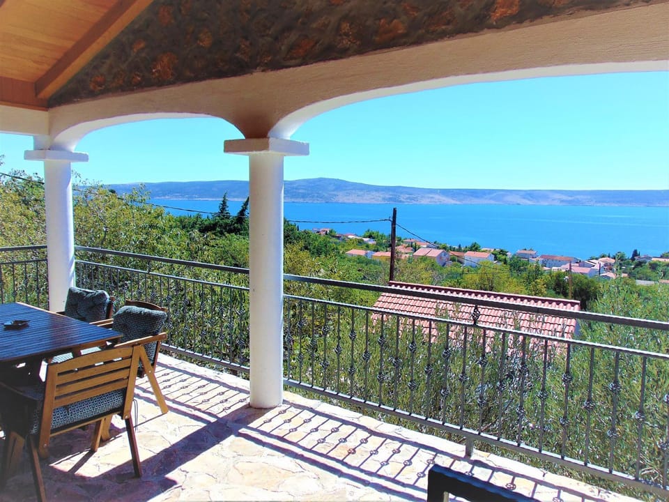 STONE VILLA-MILAN Pool Sea View Lounge Room Villa in Zadar County