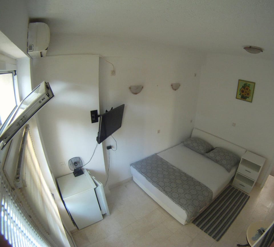 Salona suite Bed and Breakfast in Šibenik-Knin County, Croatia