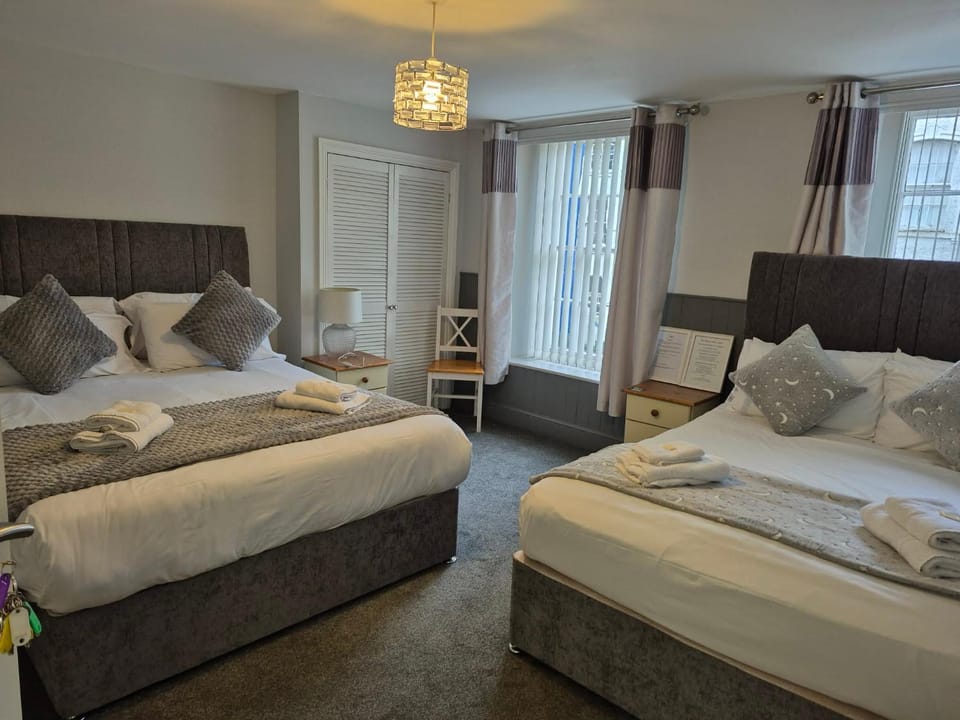 The Royal Oak Pub Hotel in Wales