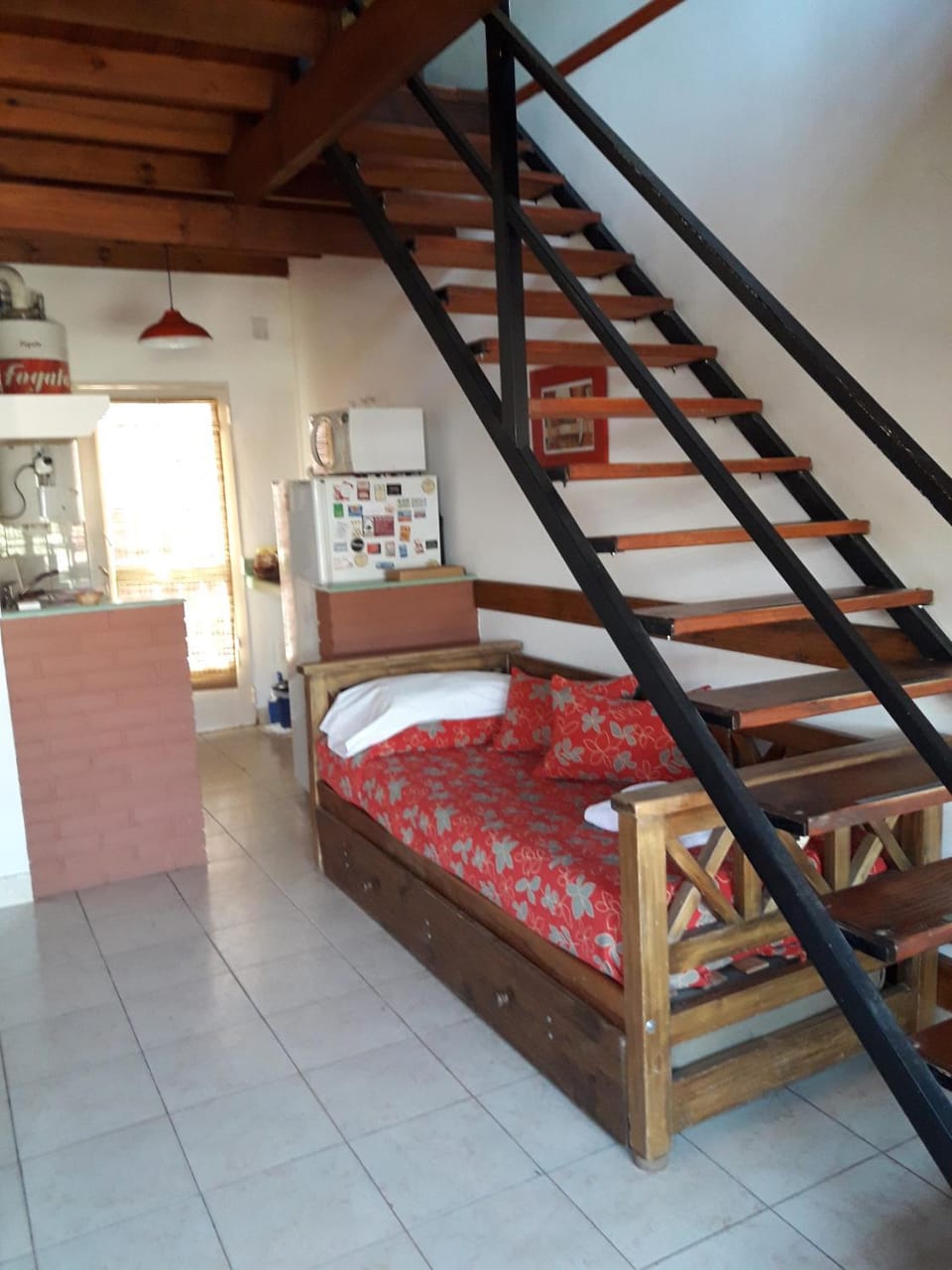 Bed, Bedroom, kitchen