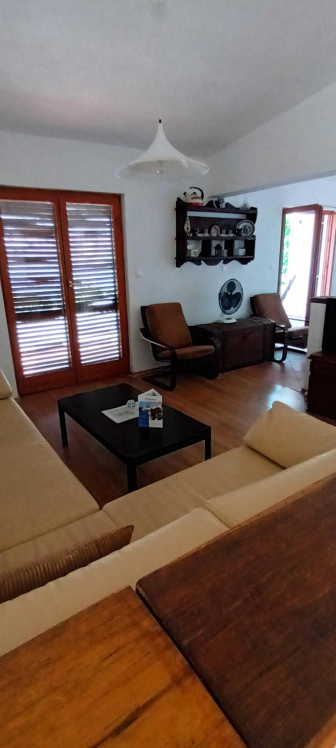 Apartmani Šikić Metajna Apartment in Zadar County