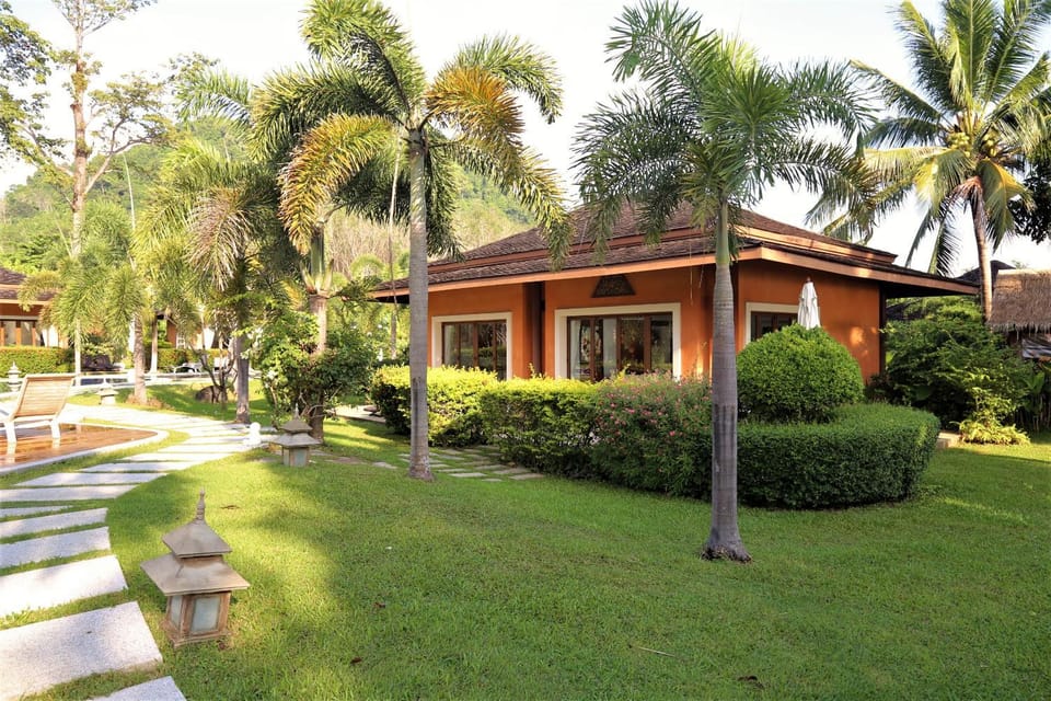 Property building, Garden