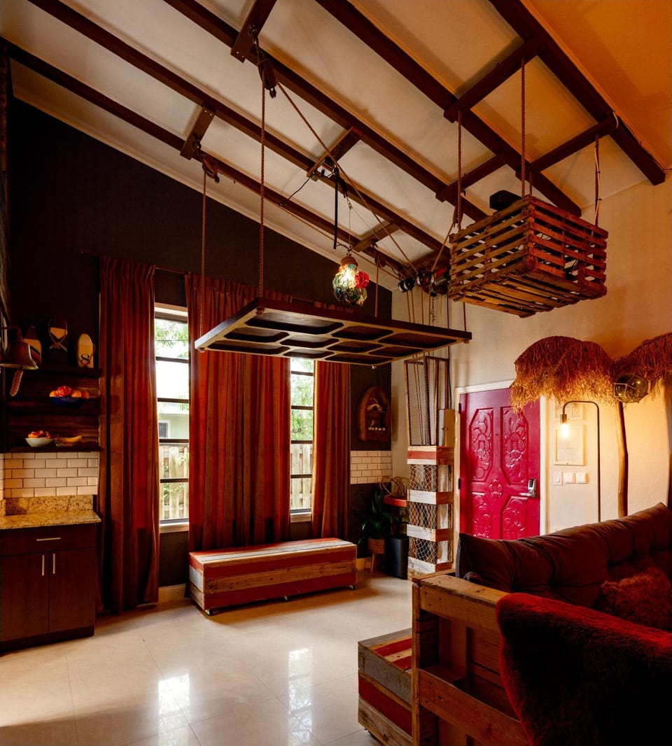 Facade/entrance, Seating area, Dining area