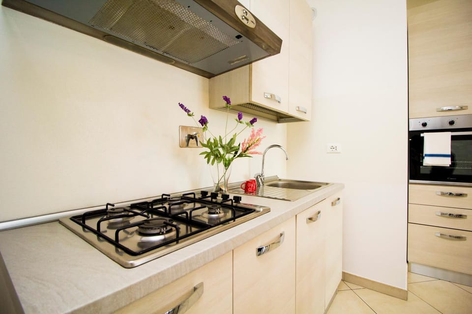 Kitchen or kitchenette, Living room, Dining area, stove