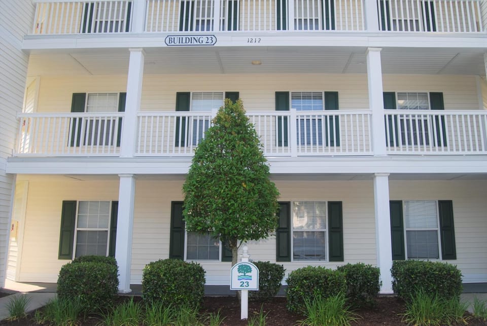 Fairways At Riveroaks 23D Condo Apartment in Carolina Forest