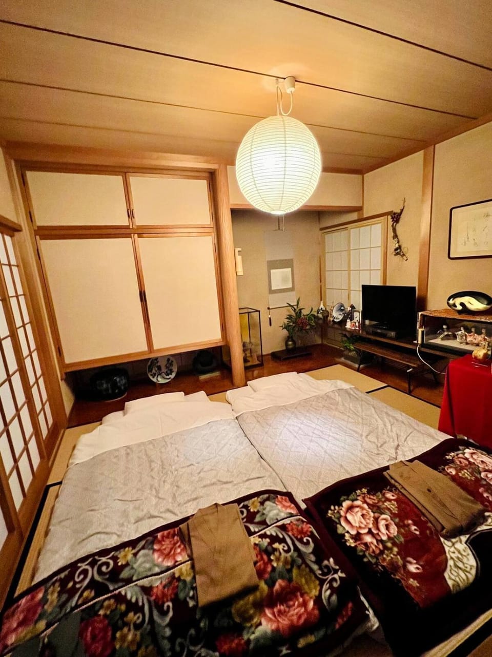 Guest House Chara Bed and Breakfast in Japan