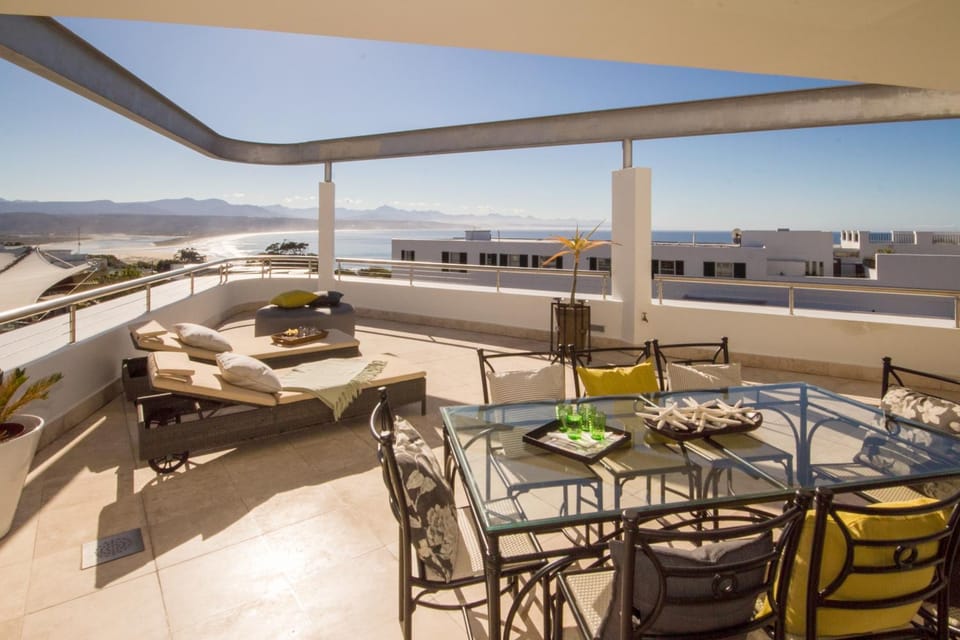 Balcony/Terrace, Photo of the whole room, City view, City view, Mountain view, Mountain view, Sea view, Sea view, Street view, Street view