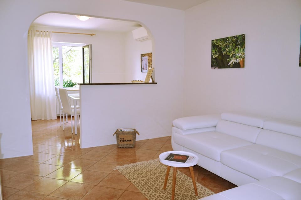 Apartment Istrian view Apartment in Slovenia