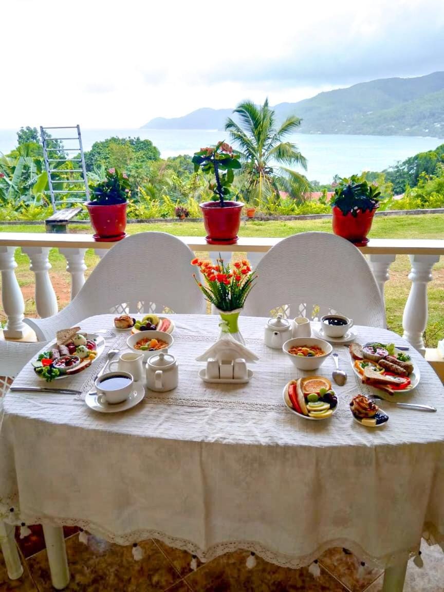 Property building, View (from property/room), Food and drinks, Food, Breakfast, Continental breakfast, Alcoholic drinks, Non alcoholic drinks