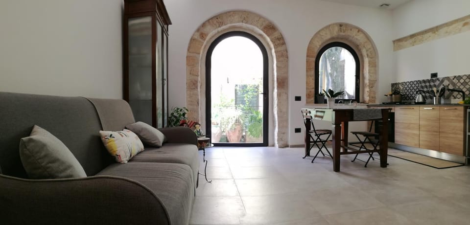 Living room, Dining area, Bedroom