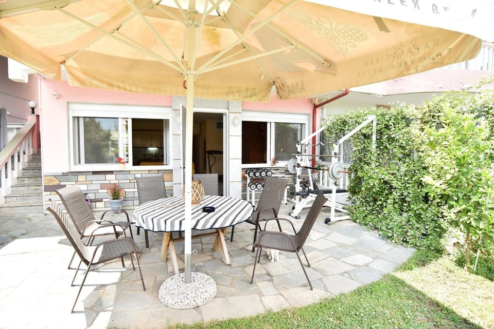 Day, Garden, Balcony/Terrace