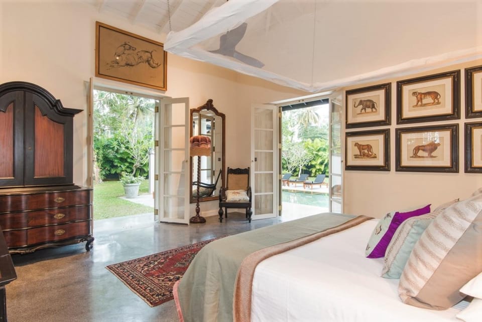 Bedroom, Garden view, Pool view
