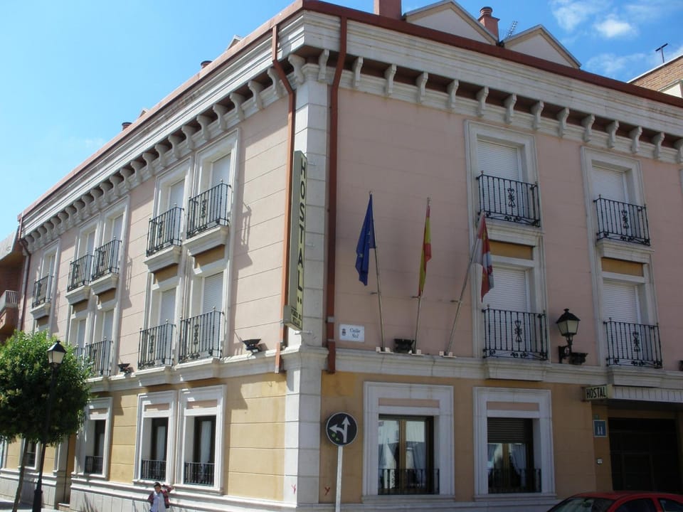Property building, Day