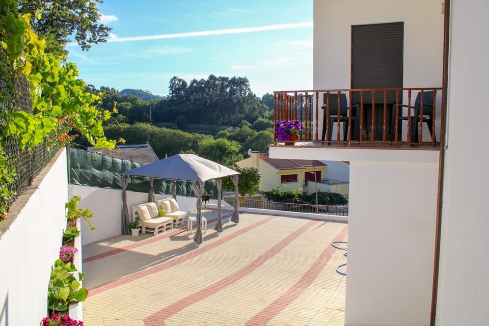 Patio, BBQ facilities, Garden, Balcony/Terrace