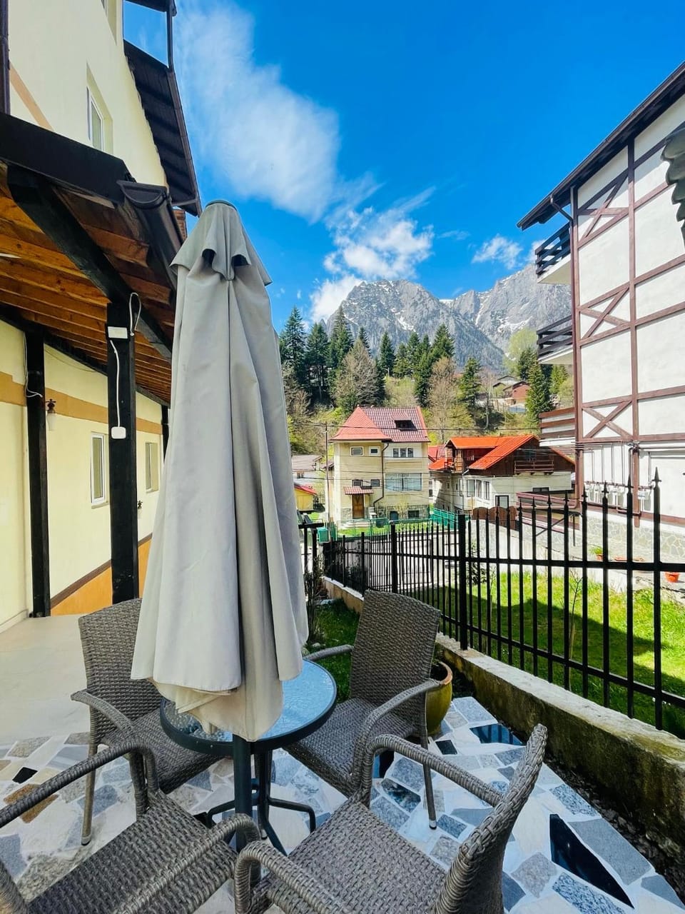 Apartament Bușteni Apartment in Prahova, Romania