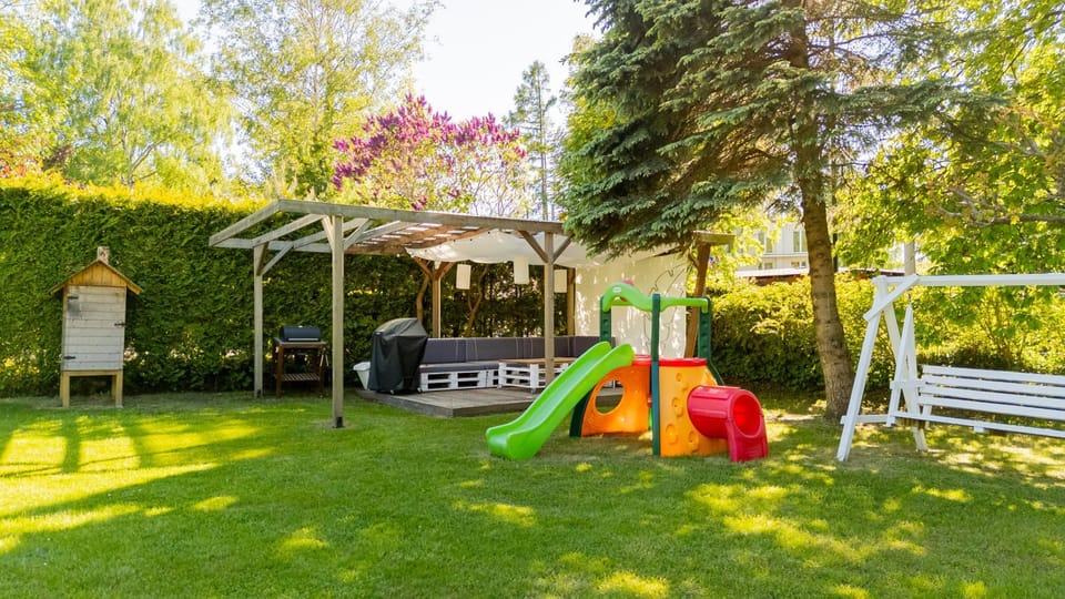 Spring, Day, Natural landscape, Children play ground, Garden, Garden view