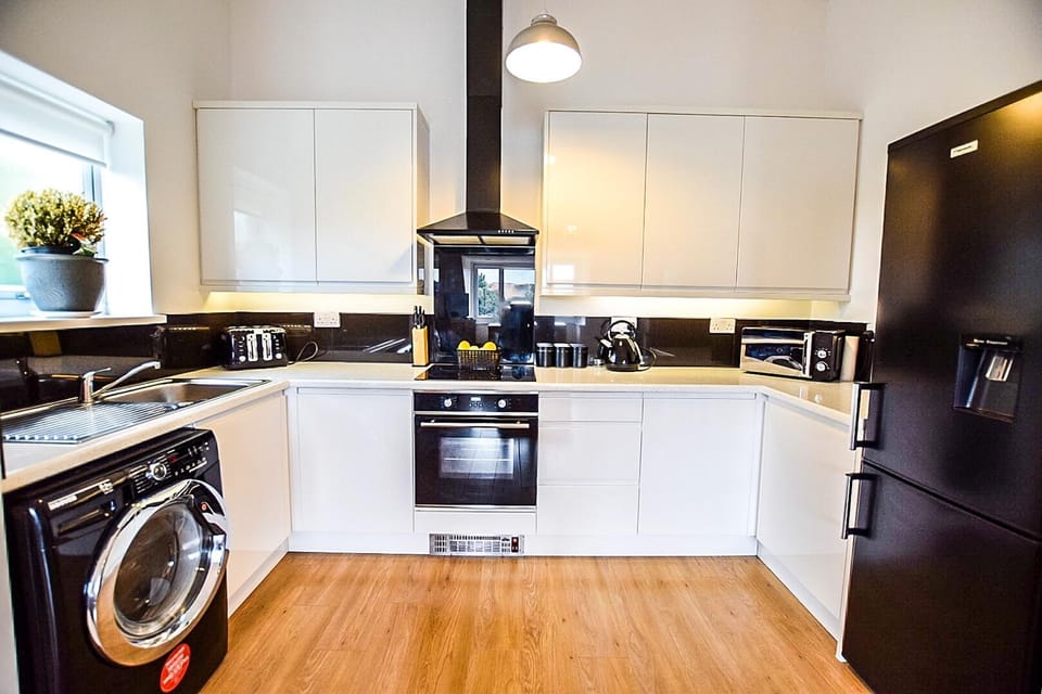 Sunderland Short Stays 2 bedroom apartment Free Parking Fulwell SR6 Apartment in Sunderland