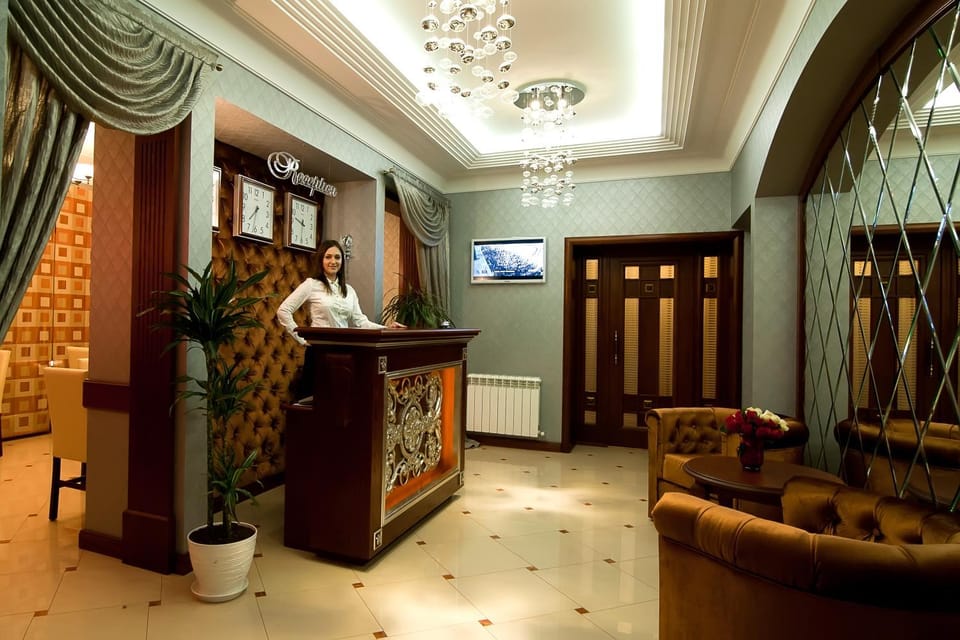 Staff, Lobby or reception