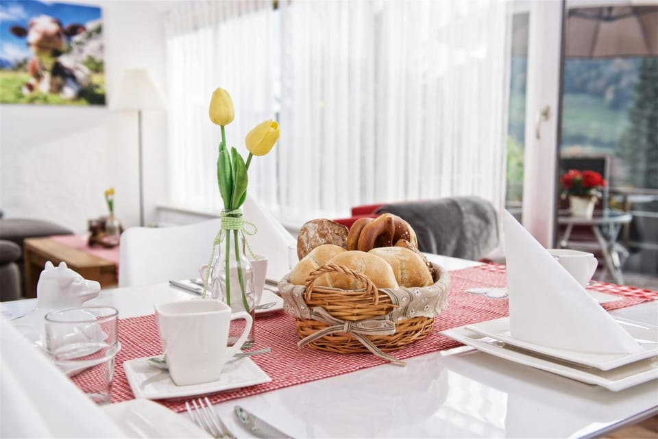 Decorative detail, Breakfast, Breakfast