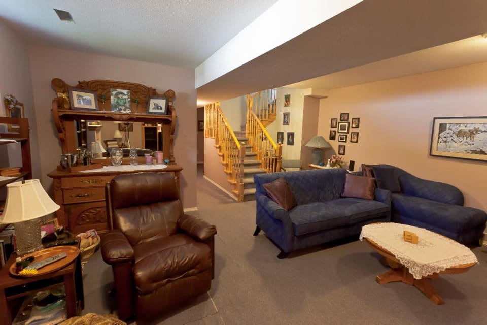 Living room, Internal: Not applicable to any particular room