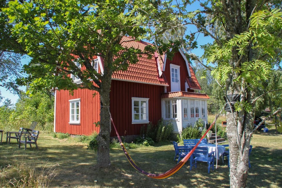 Facade/entrance, Garden, Garden view