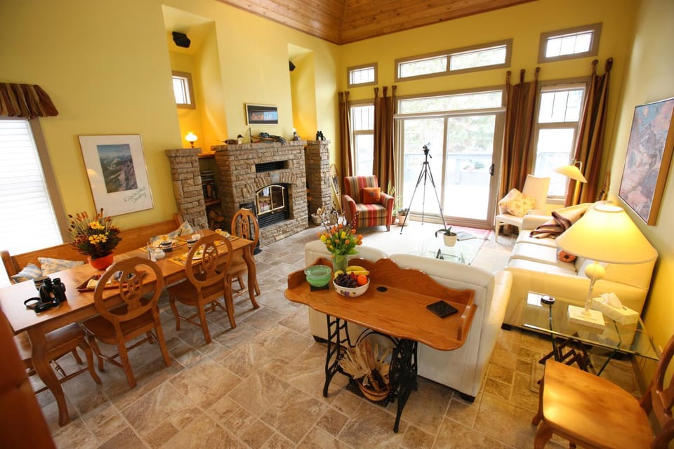 Lounge or bar