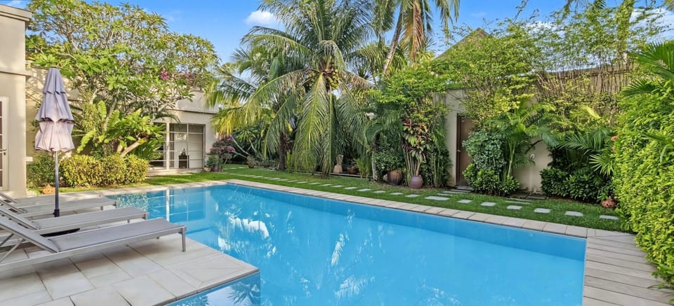 Garden, Swimming pool