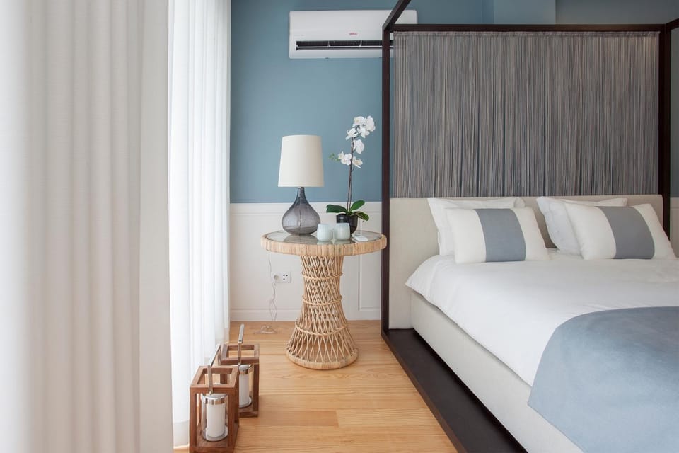 Bed, Decorative detail, Bedroom