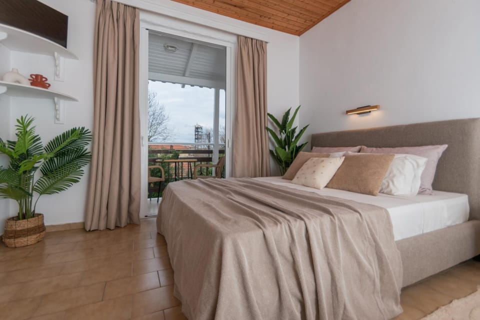 Theodora Studios Best Location In Laganas Next To The Party Area Bed and Breakfast in Zakynthos, Greece