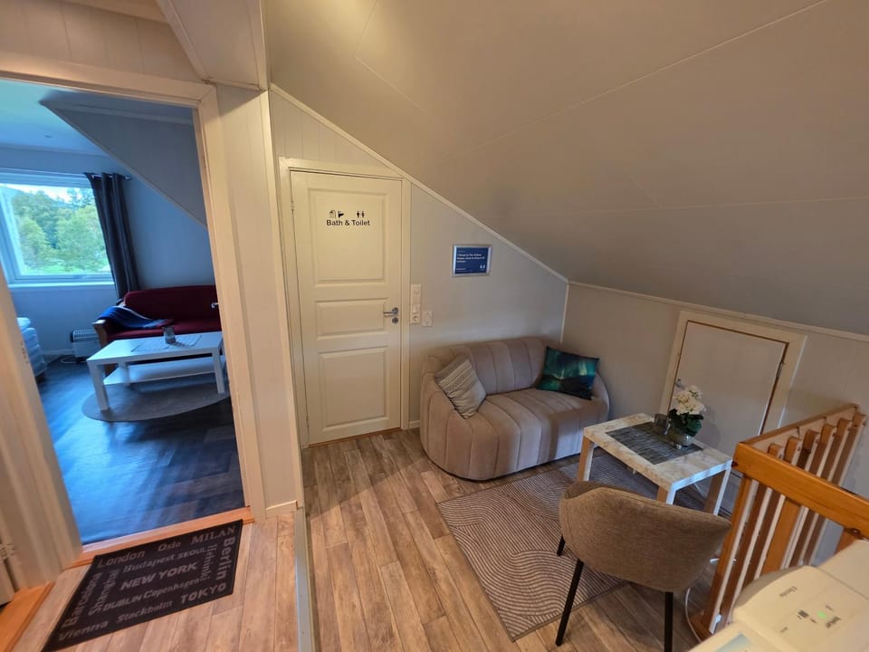 Living room, Seating area, Dining area