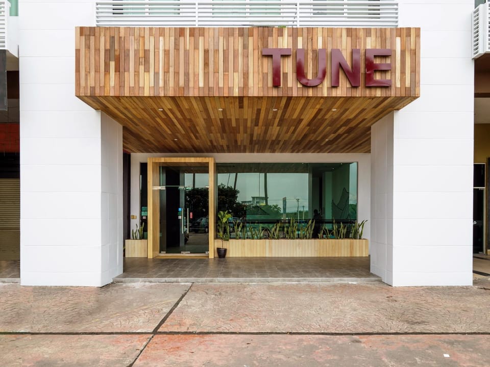 Facade/entrance, Property logo or sign