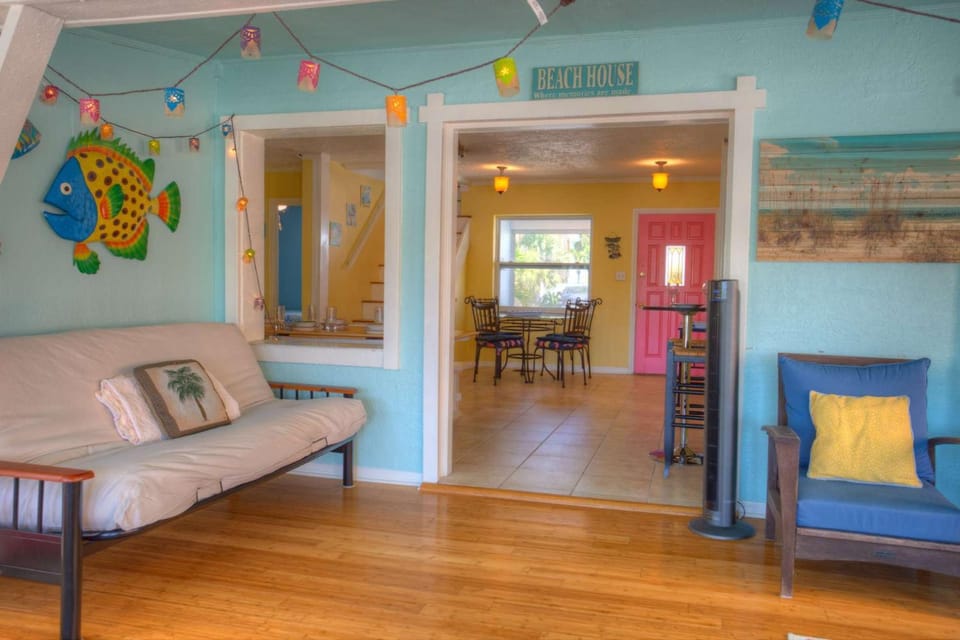 Treasure House House in Treasure Island