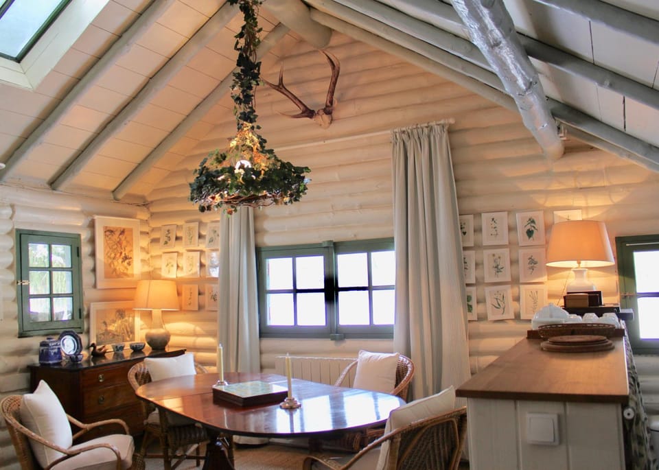 Le Cerf Volant House in Île-de-France