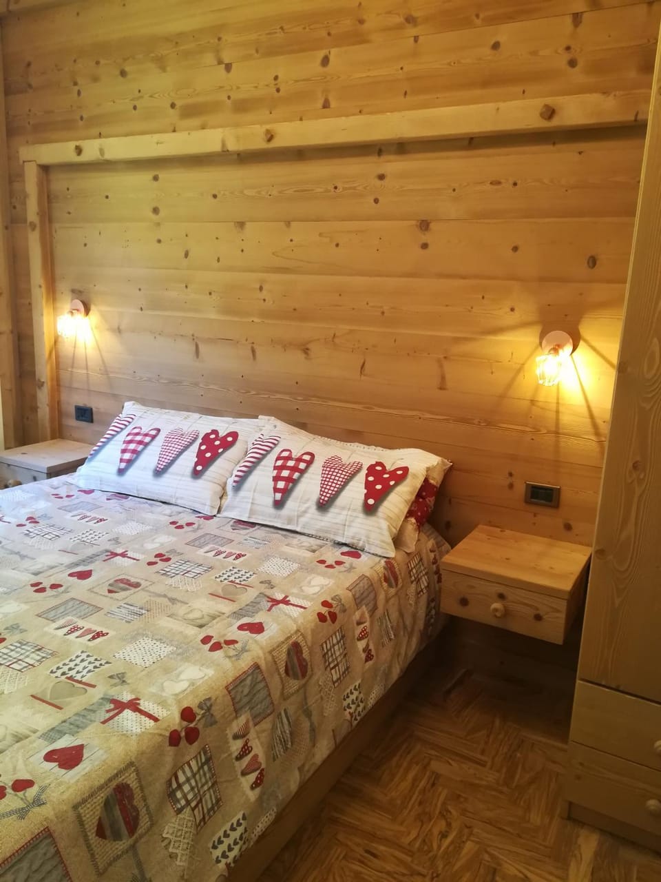 Bed, Photo of the whole room, Bedroom, Garden view, Quiet street view, Inner courtyard view