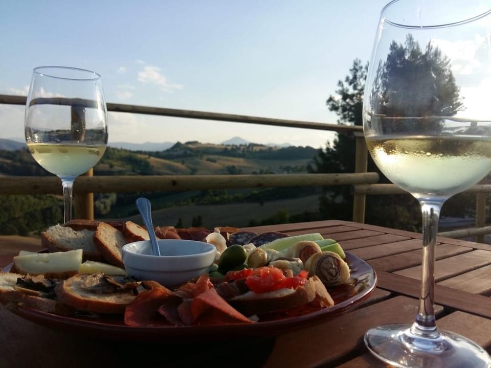 La Cerqua Farm Stay in Umbria