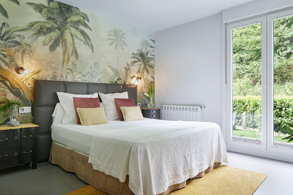 Bed, Garden, Garden view