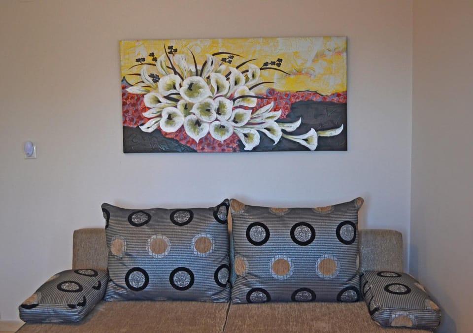 Decorative detail, Seating area