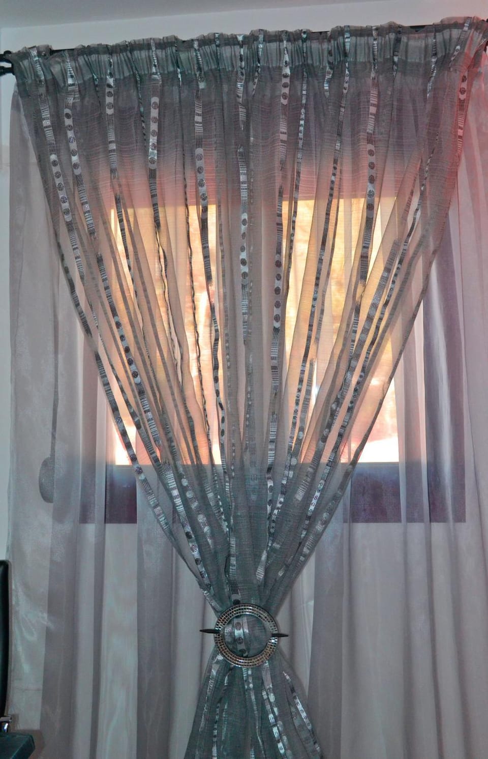 Photo of the whole room, Decorative detail