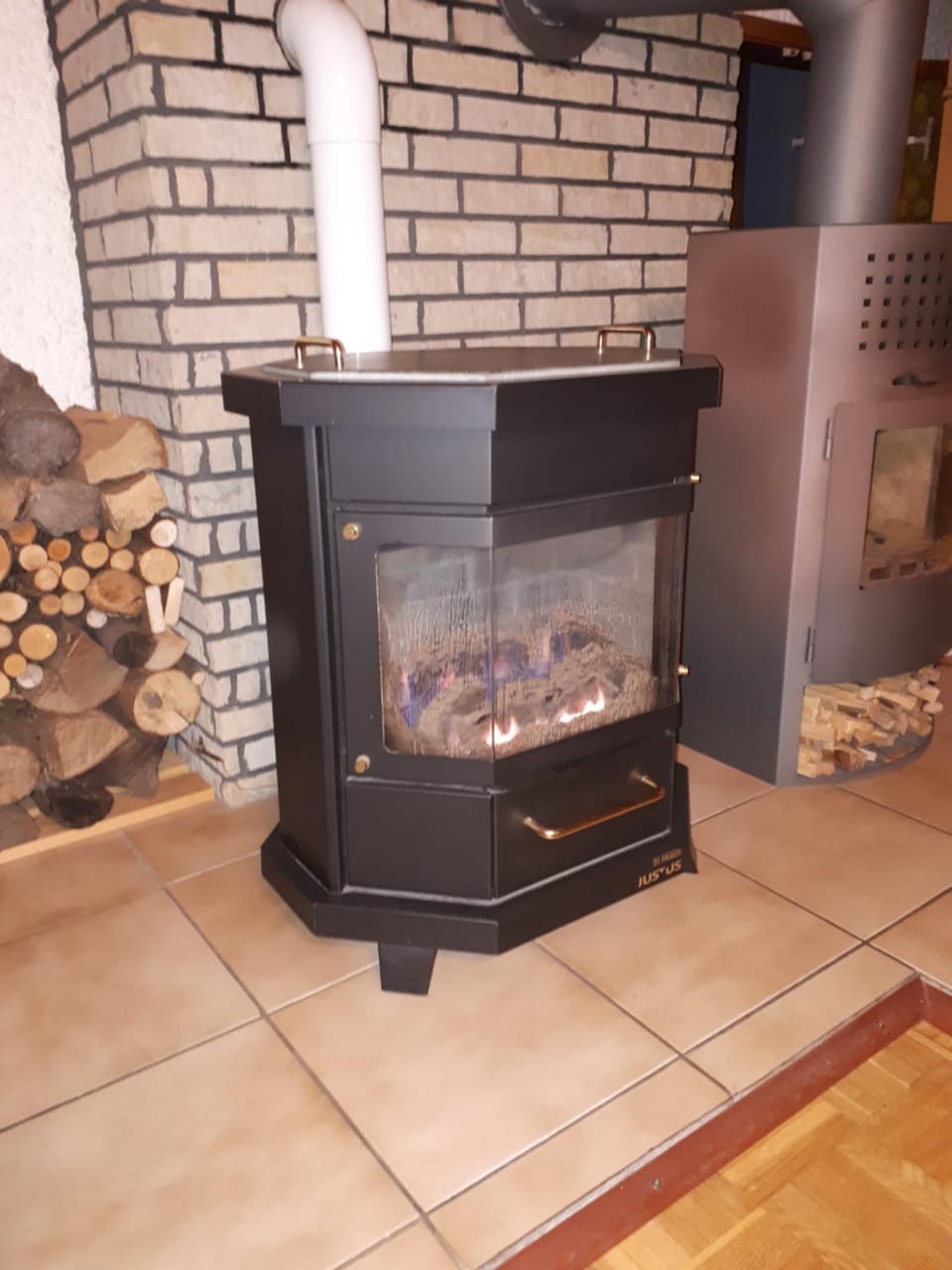Living room, fireplace