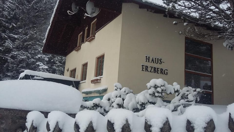 Haus-erzberg Bed and Breakfast in Upper Austria