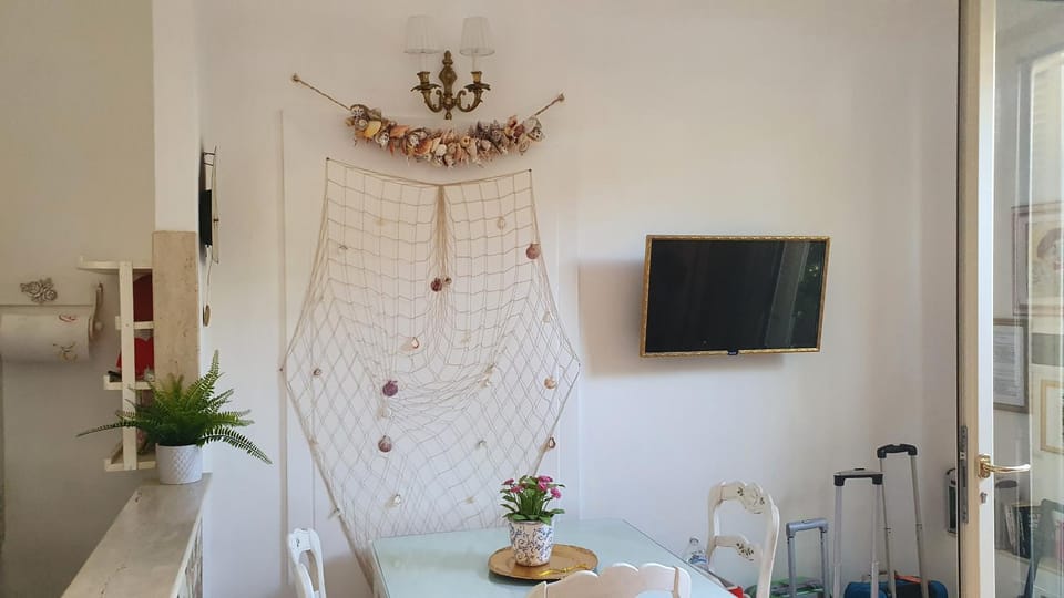 MERLO 2 mare & parking House in Viareggio