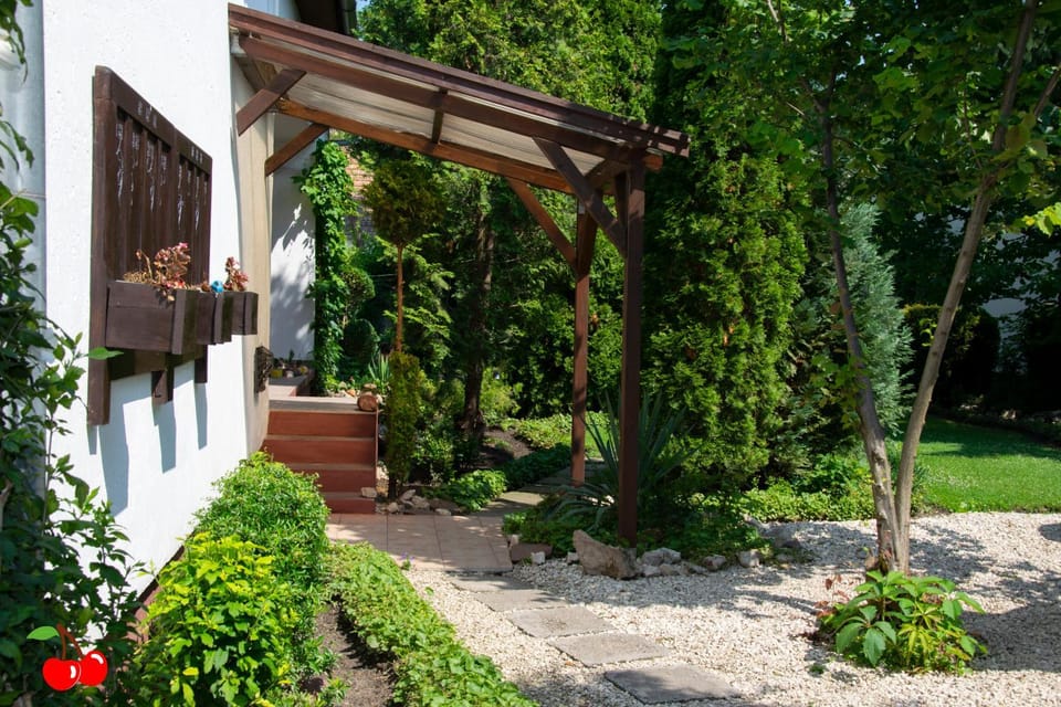 Két cseresznye vendégház Apartment in Siófok