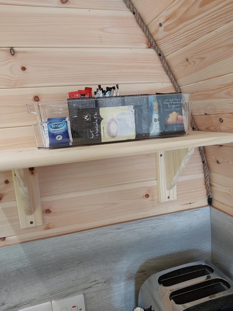 Coffee/tea facilities