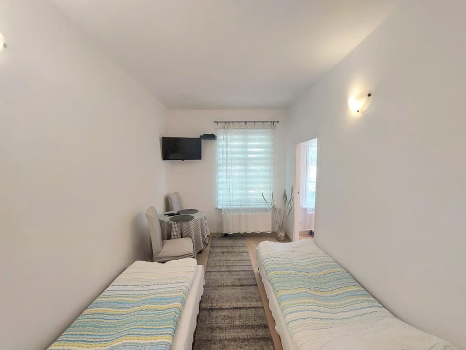 TV and multimedia, Bedroom