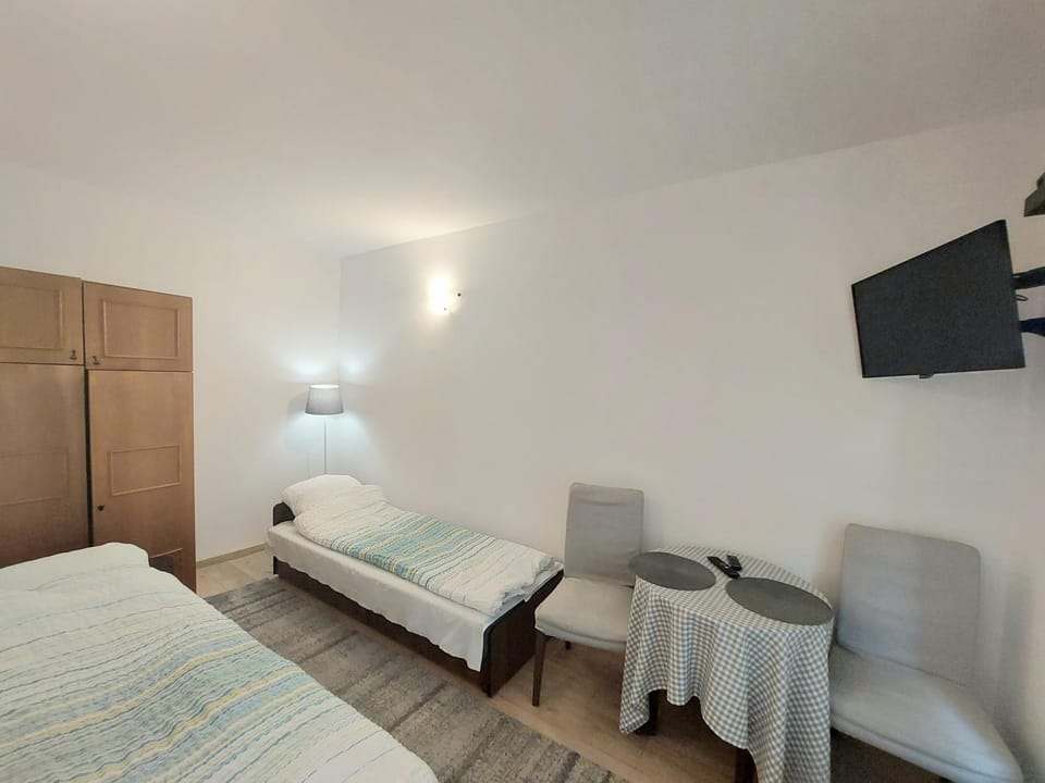 TV and multimedia, Bedroom