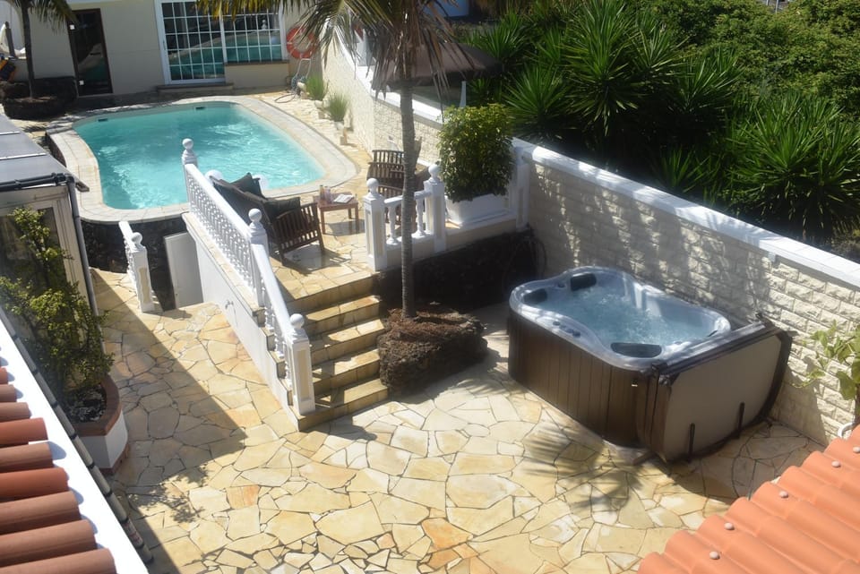 Bird's eye view, Swimming pool, Swimming pool