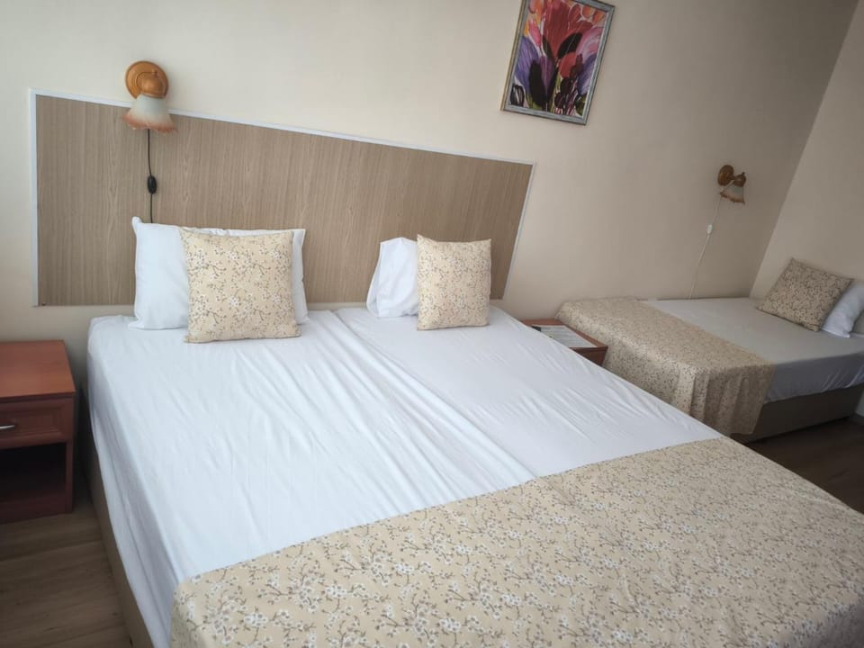 Familia Fantastiko Hotel in Burgas Province