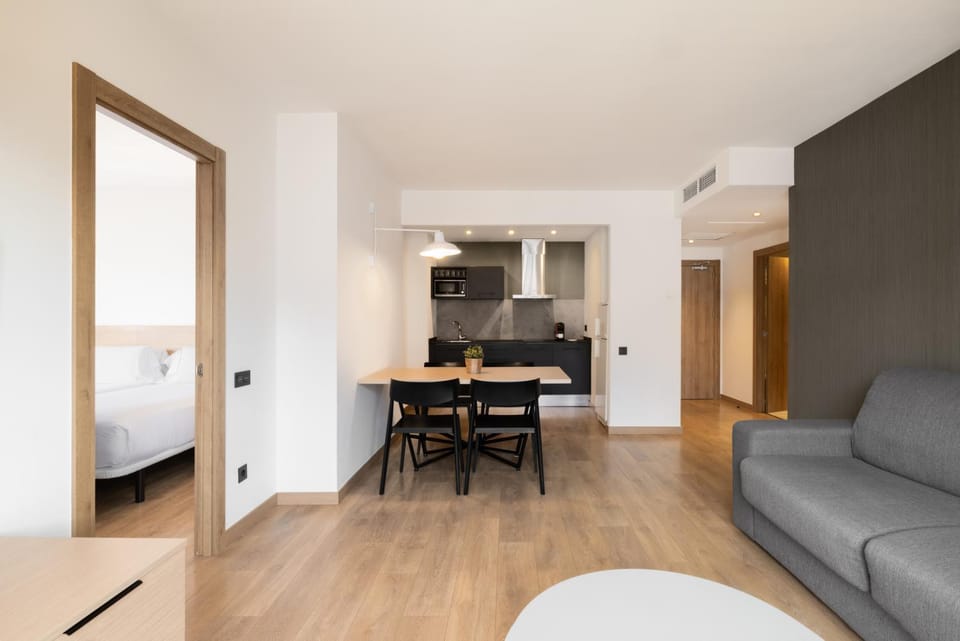Kitchen or kitchenette, Living room, Dining area, Bedroom